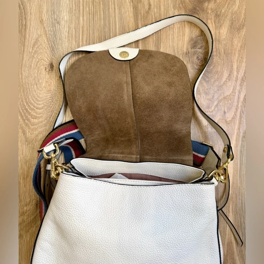 Gianni Chiarini Italian Leather White Saddle Crossbody Bag Suede Lined EUC